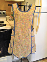 Load image into Gallery viewer, Vintage Style No Tie Crossover Apron in Yellow and Blue Floral Calico in Large