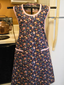 Old Fashioned Grandma Style Navy and Pink Calico Floral Apron in Medium