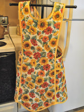 Load image into Gallery viewer, Old Fashioned Cross Back No Tie Apron with Sunflowers in XL