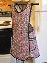 Load image into Gallery viewer, Plus Size No Tie Crossover Apron in Black and Pink Floral size 4XL