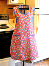 Load image into Gallery viewer, Grandma Old Fashioned Handmade Apron in Red Floral size Medium