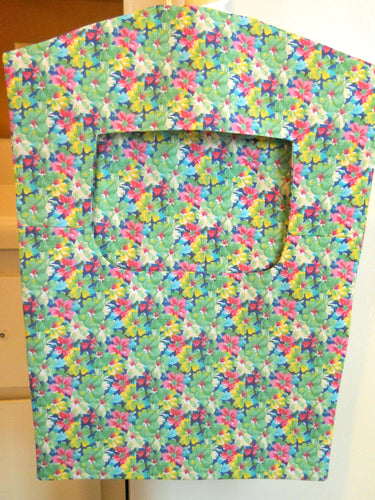 Vintage Style Clothespin Bag in Green and Pink Floral