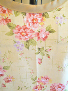 Cottage Style Full Apron with Pink Roses in Medium