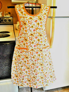 Fall Sunflower and Acorn Old Fashioned Grandma Apron in XL