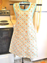 Load image into Gallery viewer, Grandma Vintage Style Full Apron in Teal and Orange Floral size Large