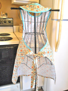 Grandma Vintage Style Full Apron in Teal and Orange Floral size Large