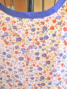 Old Fashioned Full Apron with a Blue Red and Yellow Floral size Small