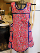 Load image into Gallery viewer, Old Fashioned Grandma Style Crossover No Tie Apron in Red and Navy Calico Floral Size XL